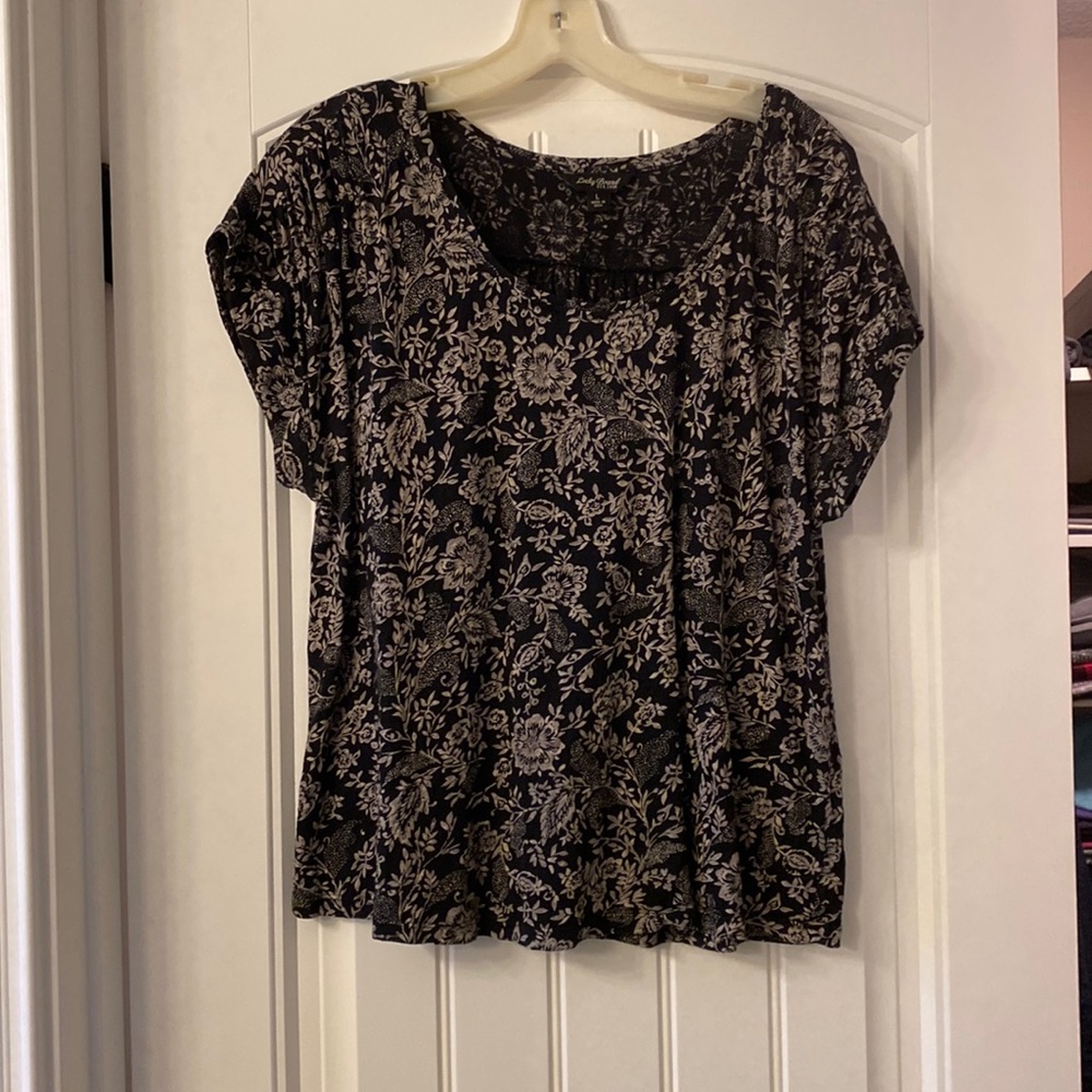 Lucky floral top